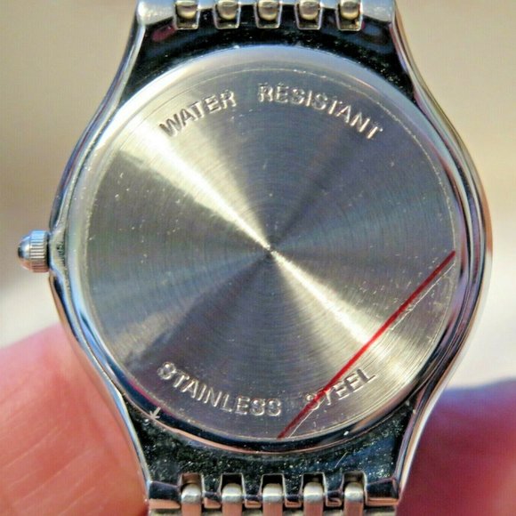 Vintage Wittnauer Swiss Made Stainless Steel Quartz watch - Picture 2 of 6